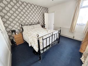 Bedroom- click for photo gallery